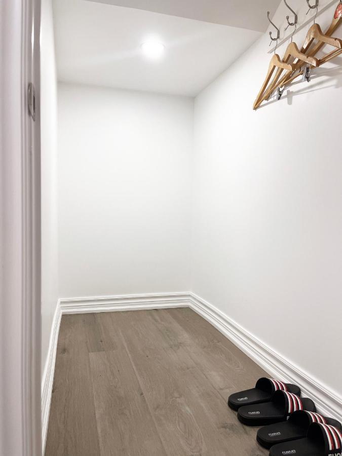 Simple & Tidy Private Rooms Toronto Zewnętrze zdjęcie