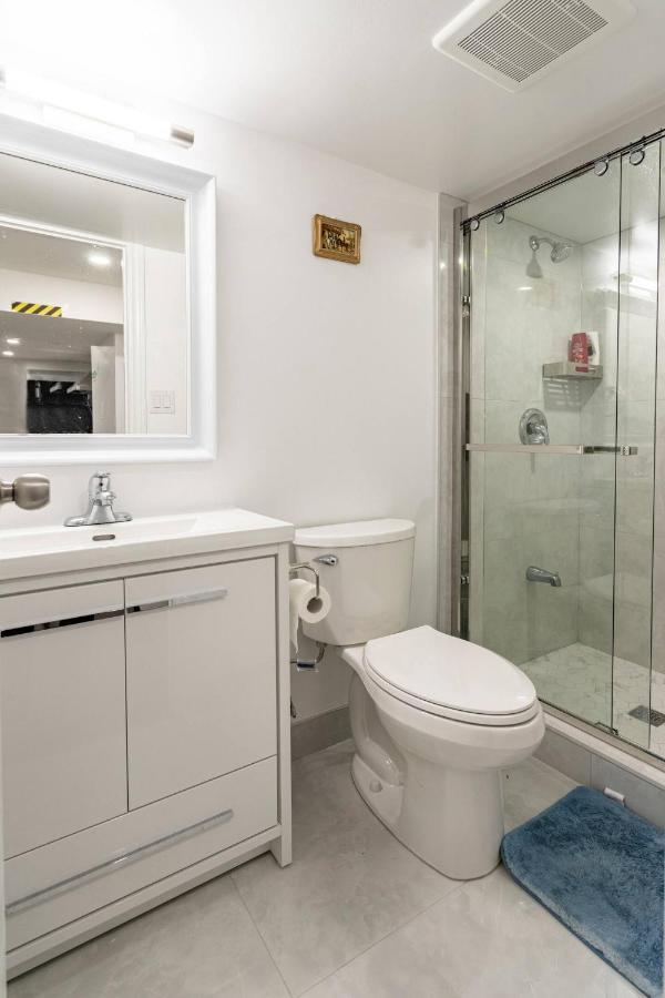 Simple & Tidy Private Rooms Toronto Zewnętrze zdjęcie